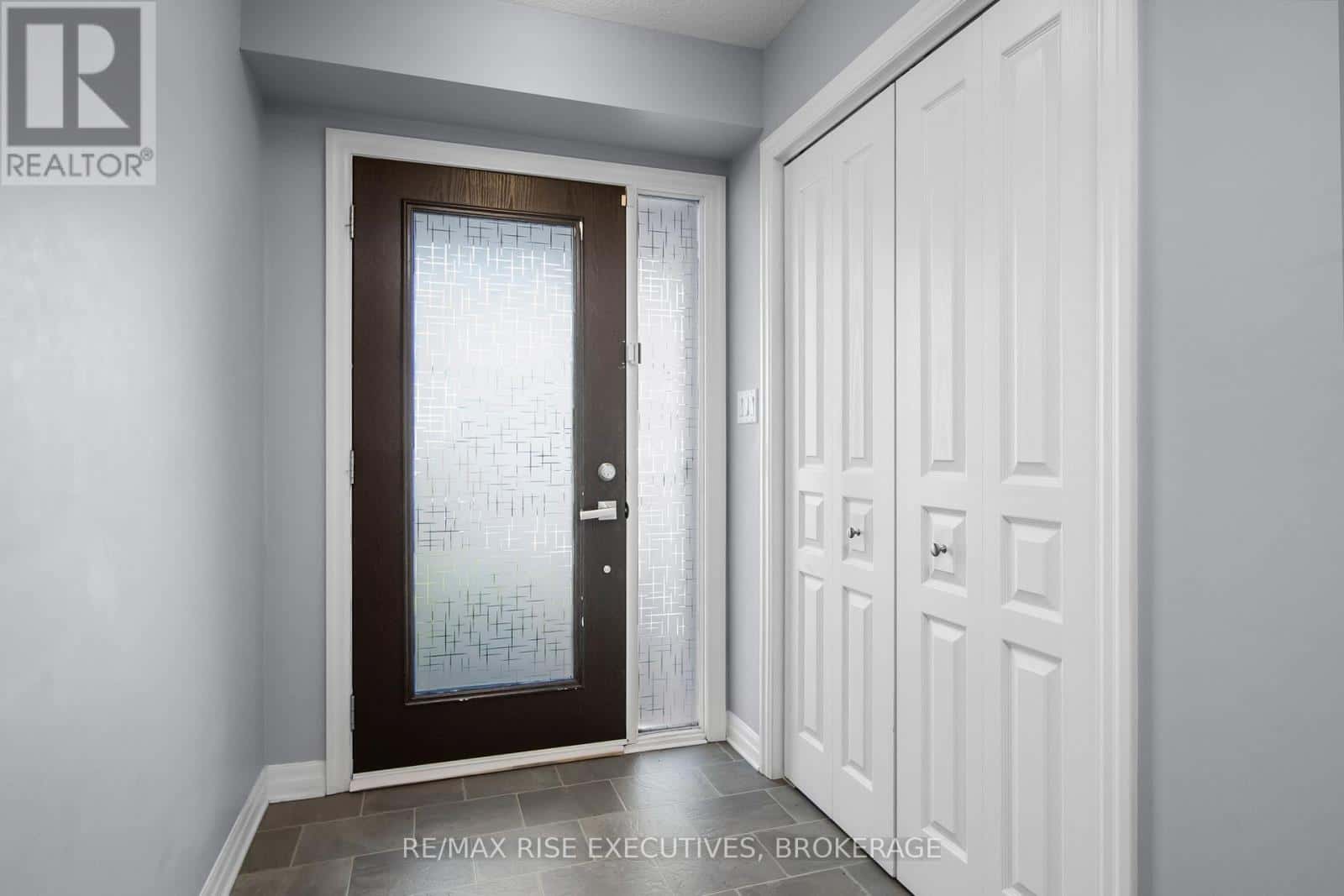 1369 TREMONT DRIVE — Kingston (City Northwest), Ontario - Photo 4 of 42