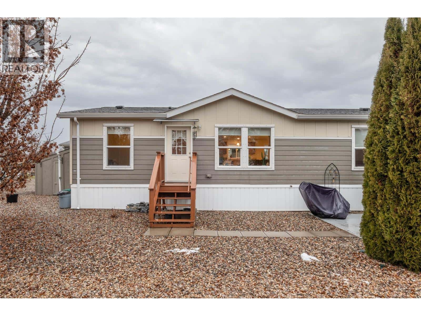 4811 10A Avenue NE Unit# 24 — Salmon Arm, British Columbia - Photo 2 of 30