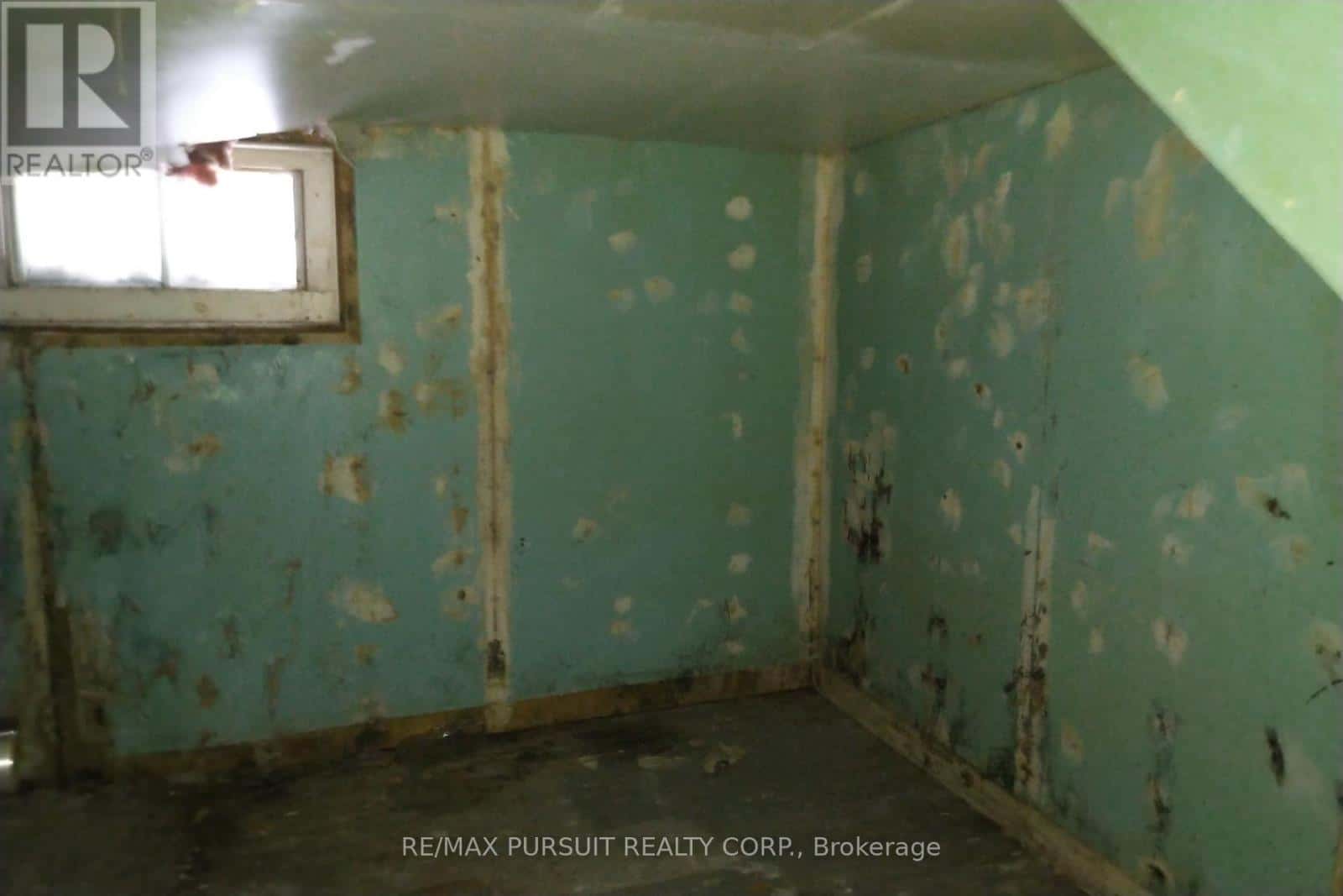 8 QUEEN STREET — Kirkland Lake (KL & Area), Ontario - Photo 4 of 10