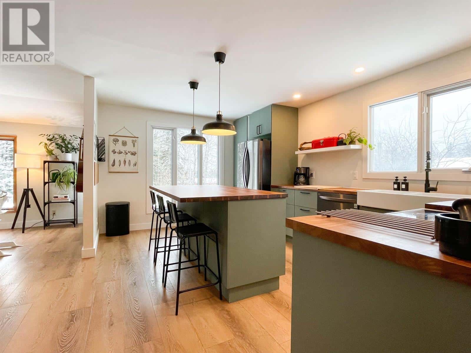 6 Beech Cresent — Ear Falls, Ontario - Photo 5 of 40