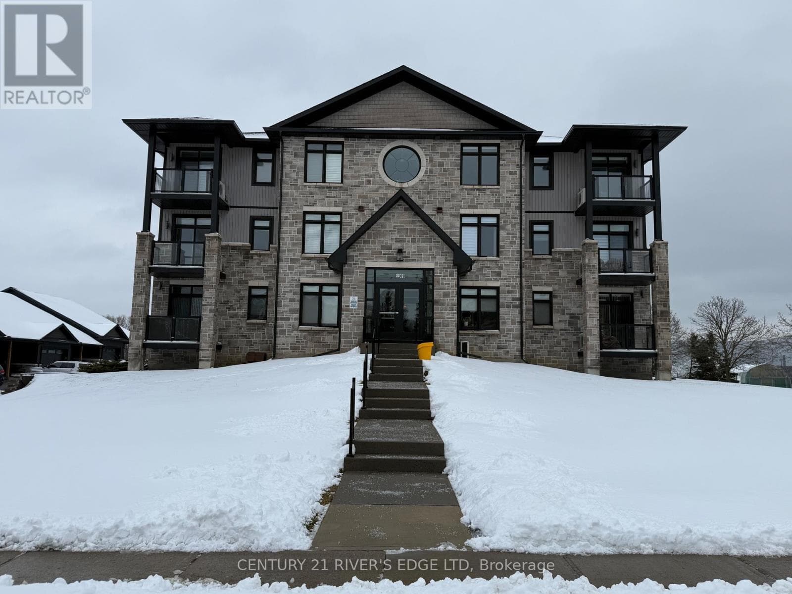 302 - 1109 MILLWOOD AVENUE — Brockville, Ontario - Main photo