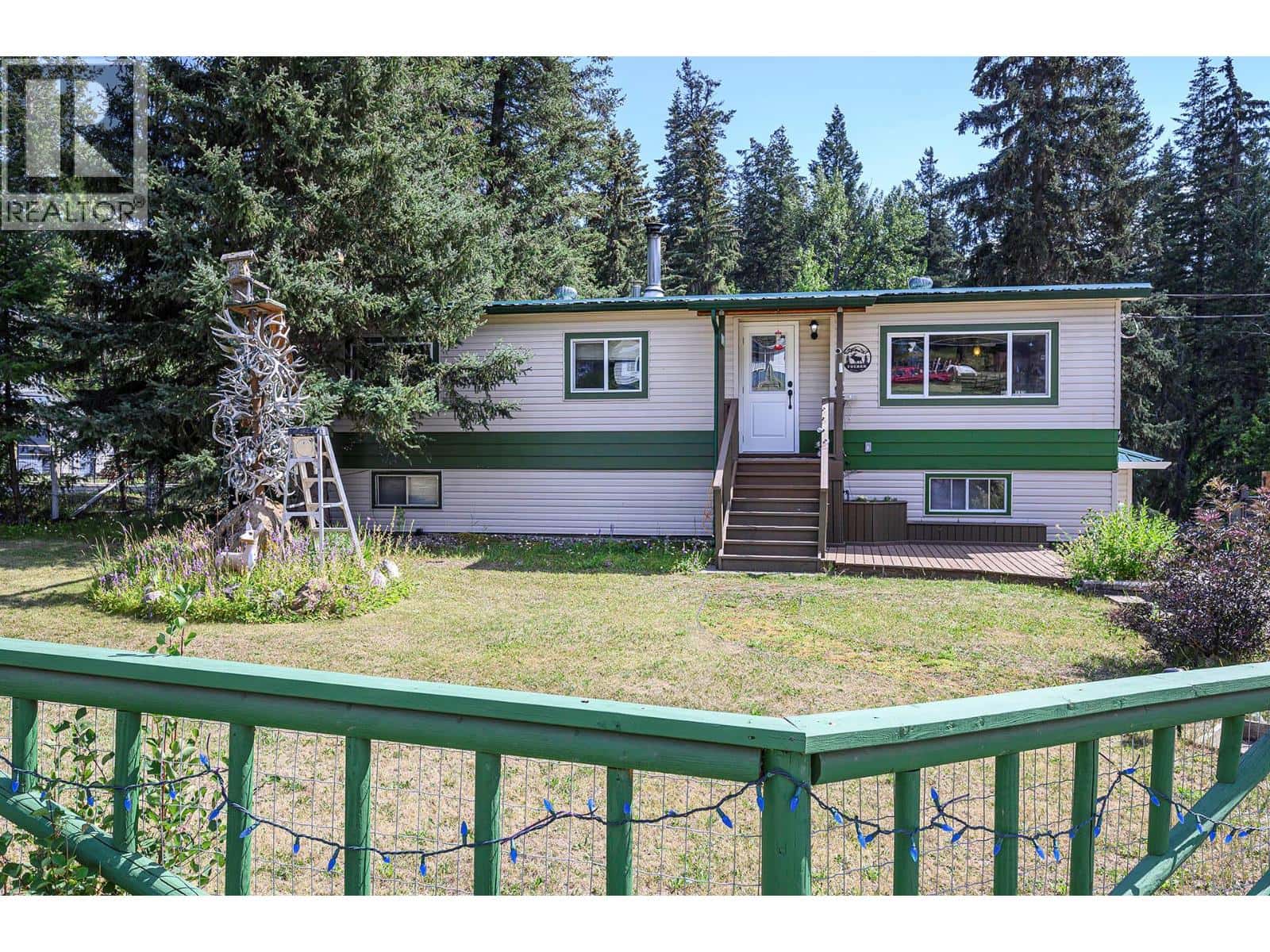 2974 McCREIGHT Road — Kamloops, British Columbia - Photo 2 of 74