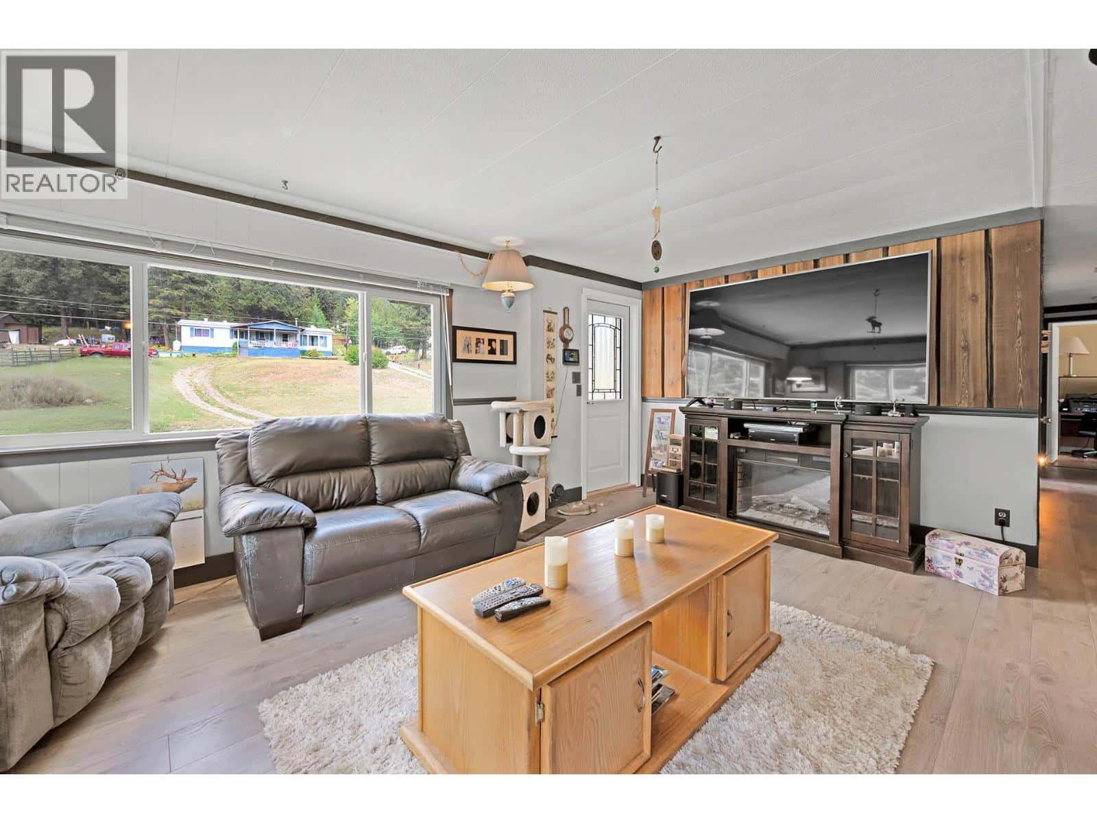 2974 McCREIGHT Road — Kamloops, British Columbia - Photo 5 of 74