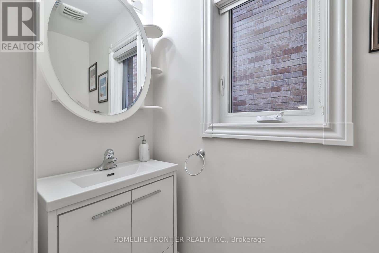 86 VENICE GATE DRIVE — Vaughan (Vellore Village), Ontario - Photo 5 of 39