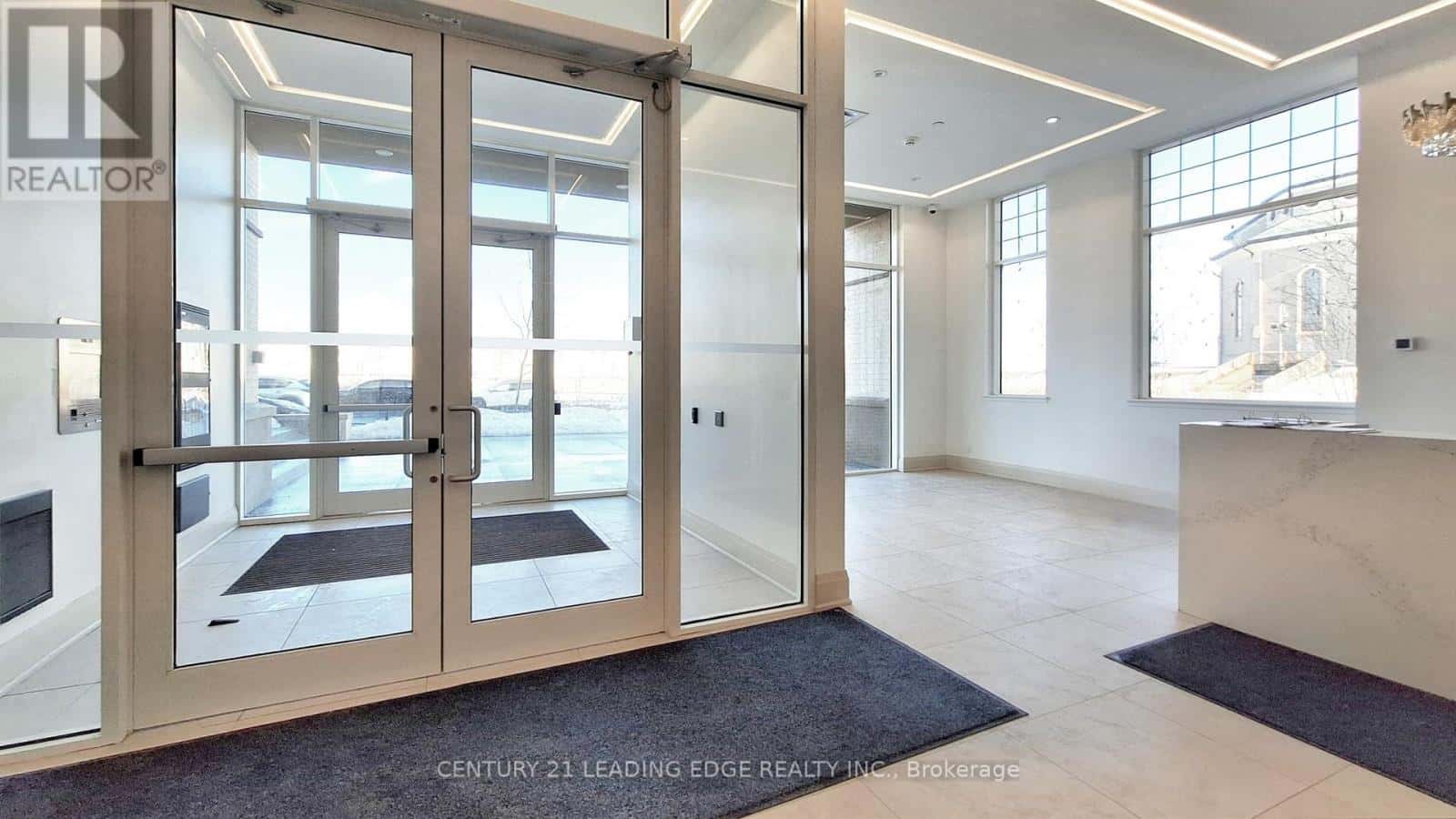 PH19 - 101 CATHEDRAL HIGH STREET — Markham (Cathedraltown), Ontario - Photo 5 of 33