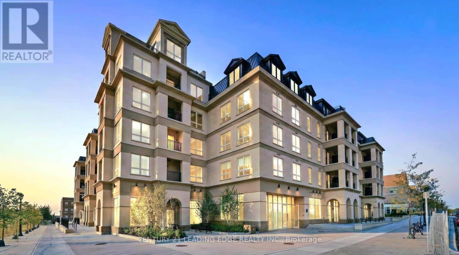 PH19 - 101 CATHEDRAL HIGH STREET — Markham (Cathedraltown), Ontario - Photo 2 of 33