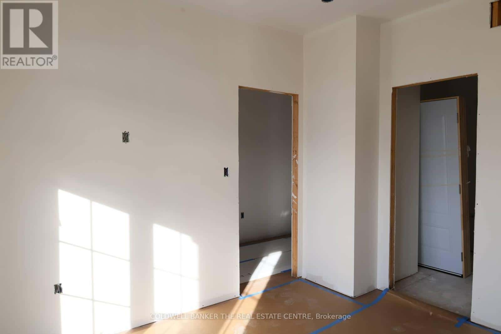 4 FISHER ROAD — Kawartha Lakes (Lindsay), Ontario - Photo 5 of 22