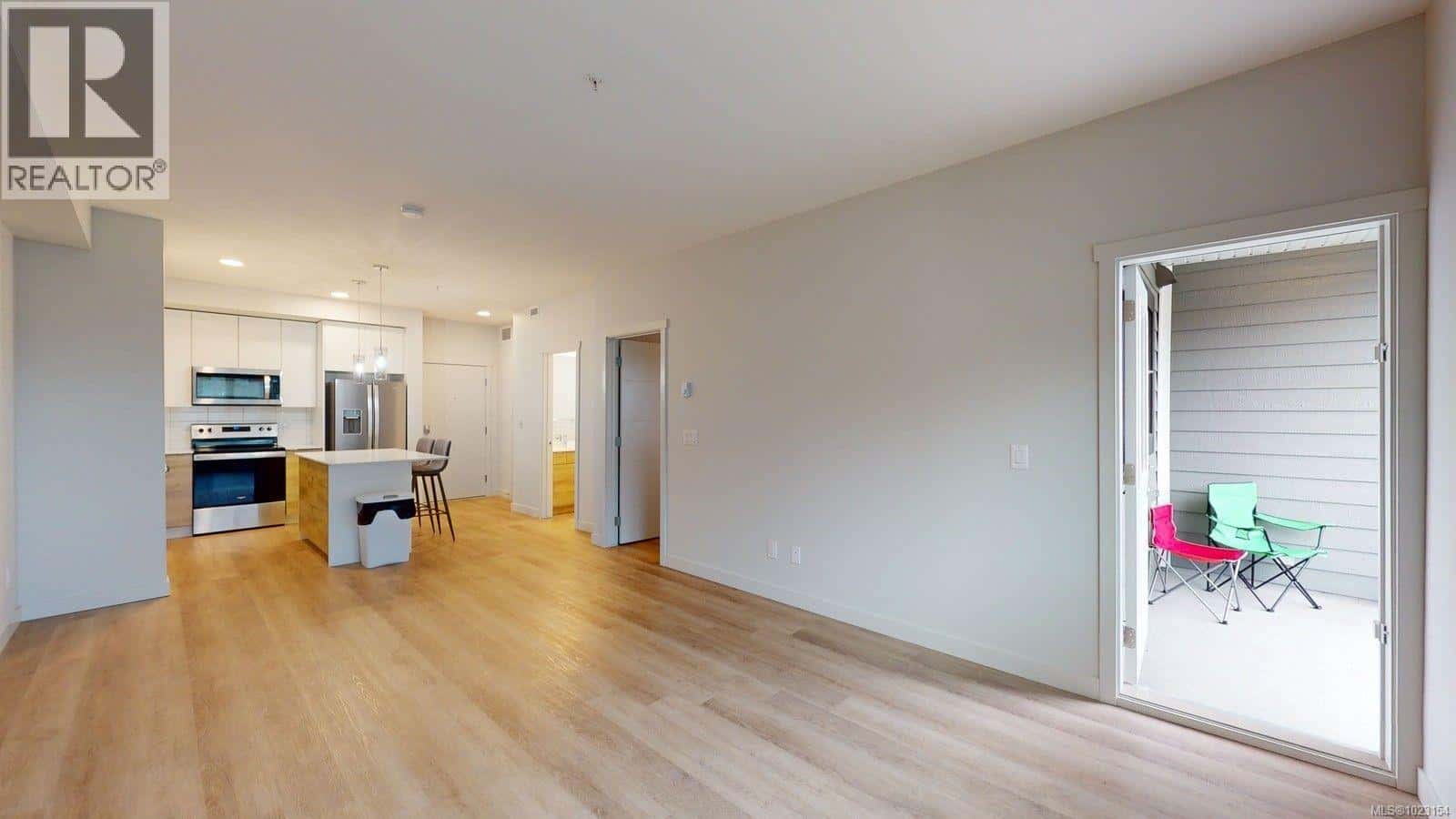 104 4830 Cedar Ridge Pl — Nanaimo, British Columbia - Photo 5 of 26