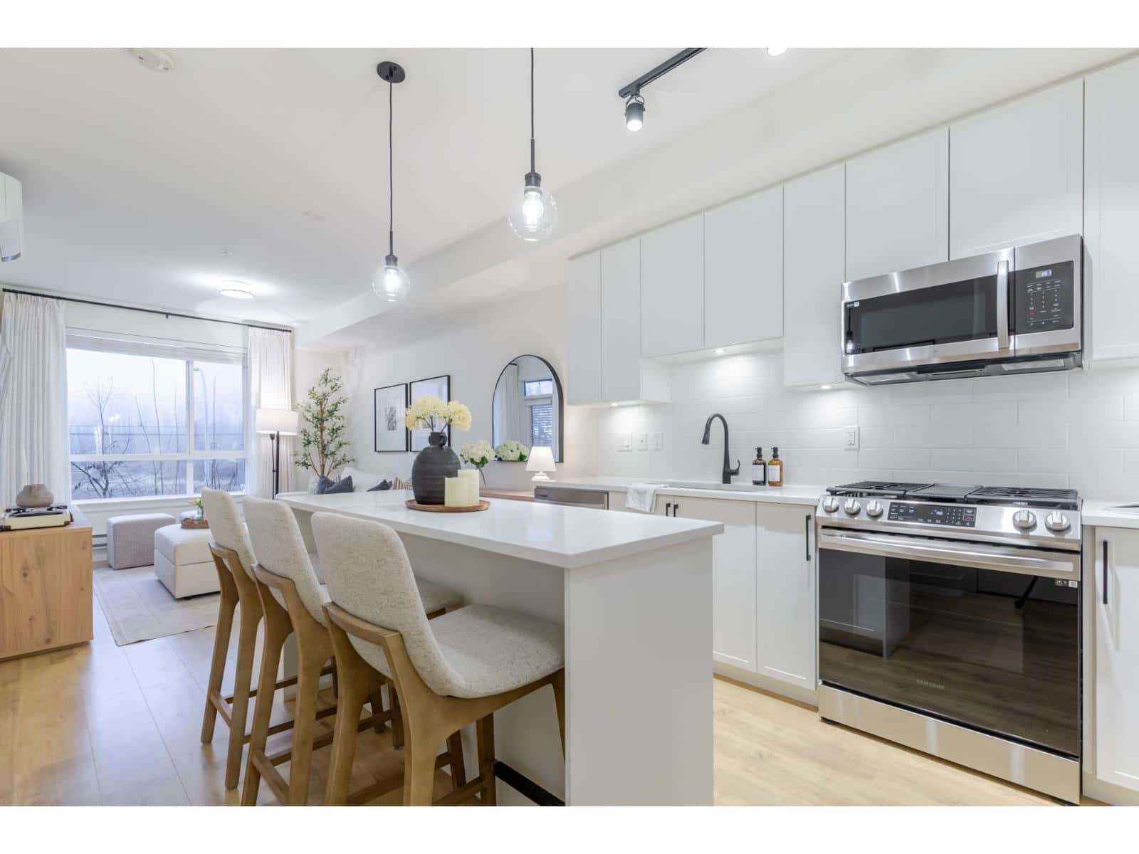 214 19935 75A AVENUE — Langley, British Columbia - Photo 5 of 34