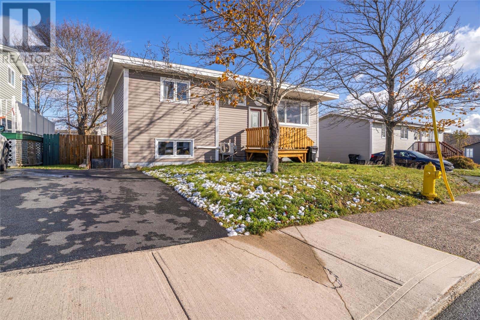 11 Bartlett Place — St. John's, Newfoundland & Labrador - Photo 2 of 35