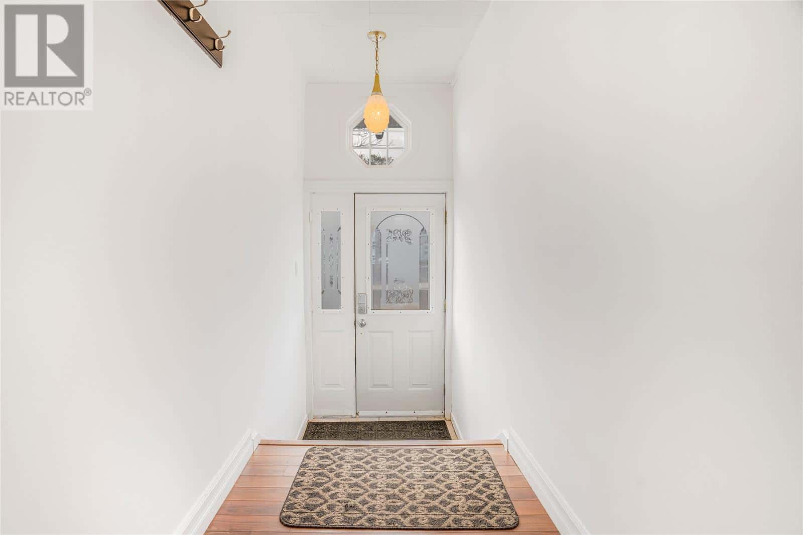 11 Bartlett Place — St. John's, Newfoundland & Labrador - Photo 4 of 35