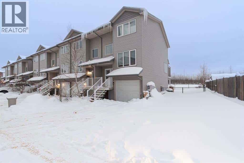 30, 100 Albion Drive — Fort McMurray, Alberta - Photo 2 of 5