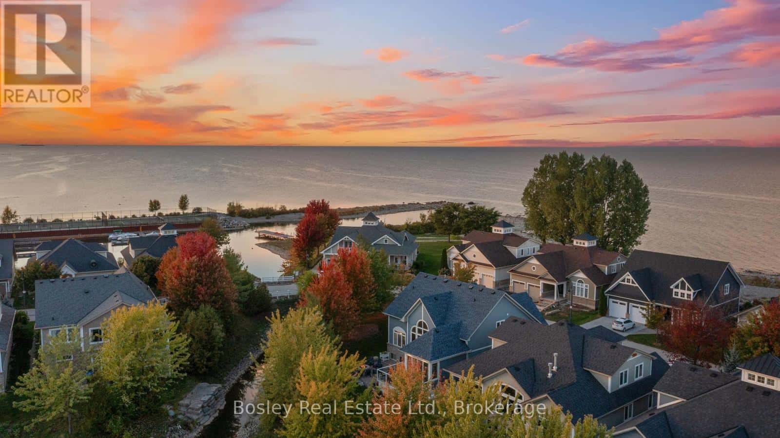 55 WATERFRONT CIRCLE — Collingwood, Ontario - Photo 2 of 41