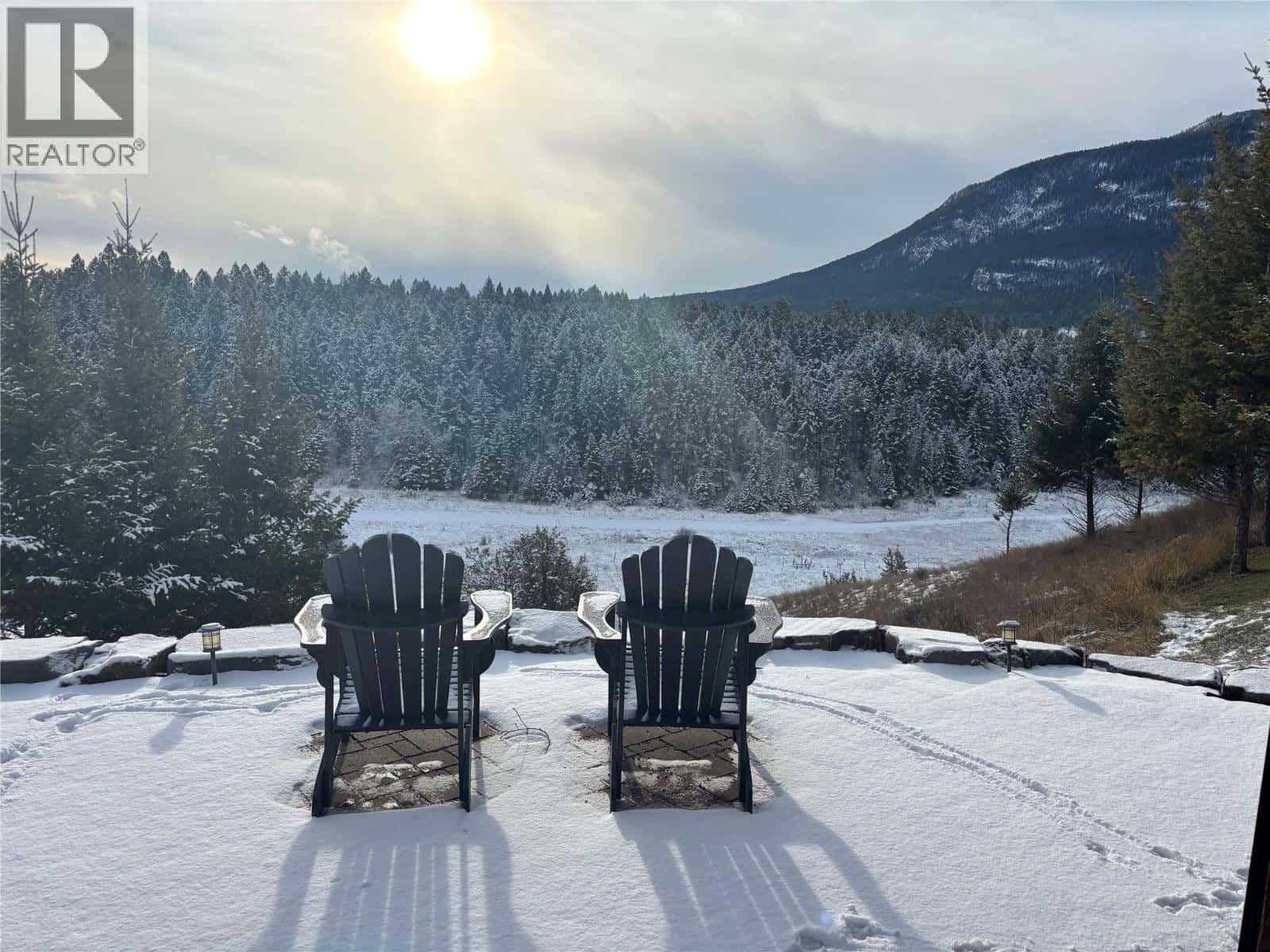 4868 RIVERVIEW Drive Unit# 40 — Edgewater, British Columbia - Photo 2 of 67