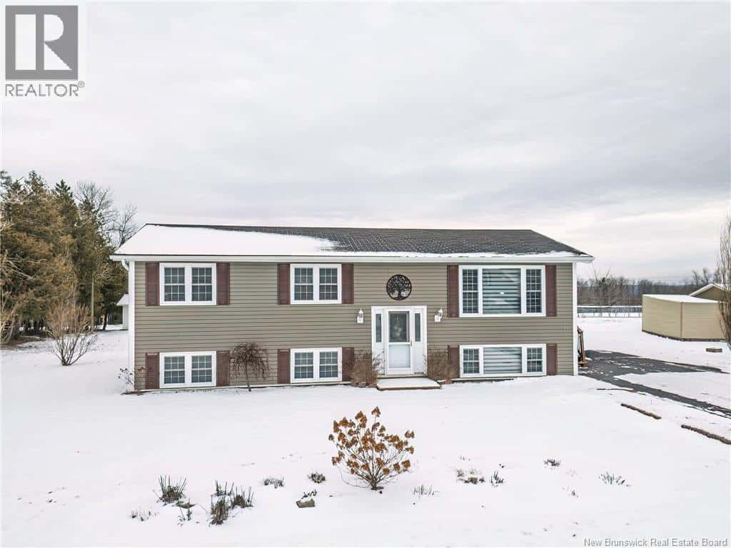 56 Centennial — Plaster Rock, New Brunswick - Photo 5 of 39