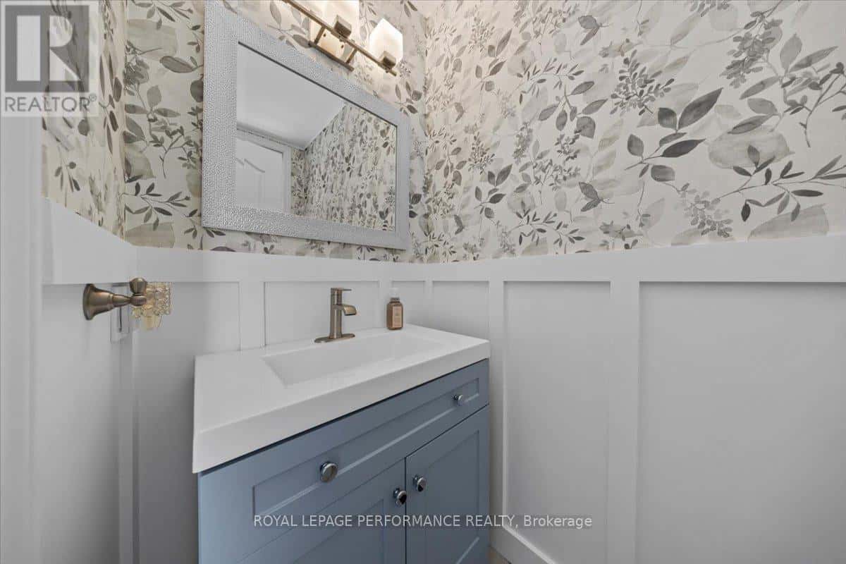 416 ROCHEFORT CIRCLE — Ottawa, Ontario - Photo 4 of 48