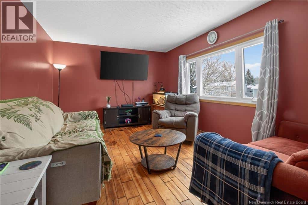 27 Lawson Avenue — Riverview, New Brunswick - Photo 3 of 33