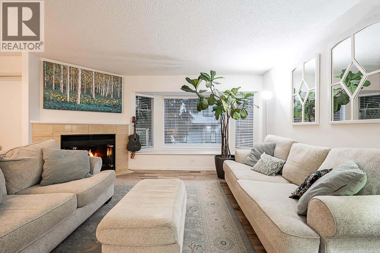 5 5740 GARRISON ROAD — Richmond, British Columbia - Photo 3 of 25