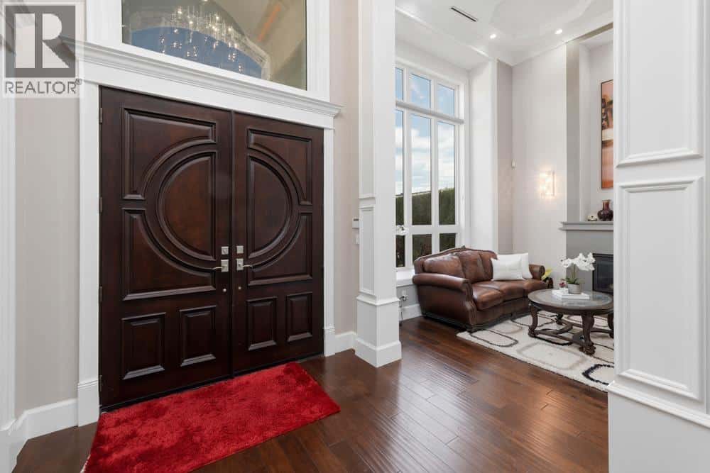 7291 PARRY STREET — Richmond, British Columbia - Photo 3 of 37