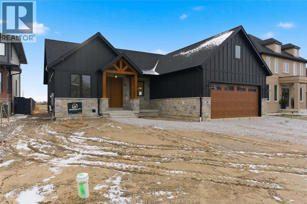 12170 Ducharme — Essex, Ontario - Photo 2 of 40