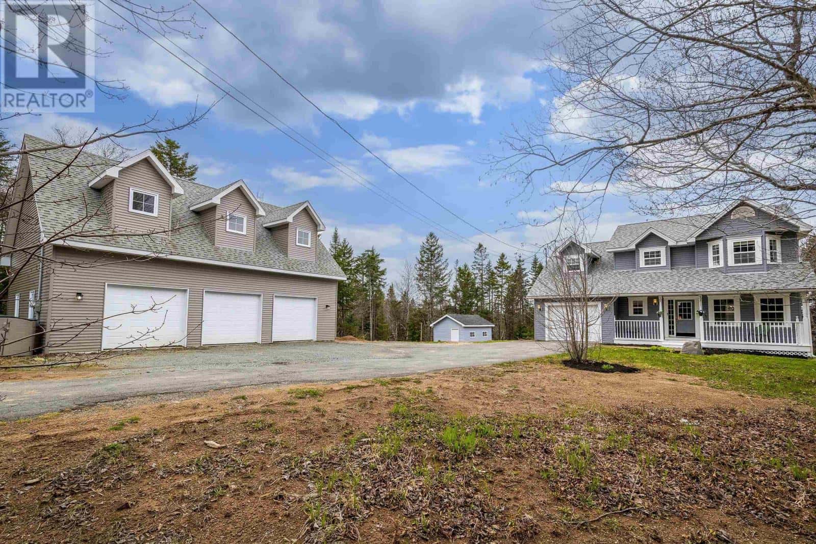 192 Gleneagles Drive — Hammonds Plains, Nova Scotia - Photo 2 of 45