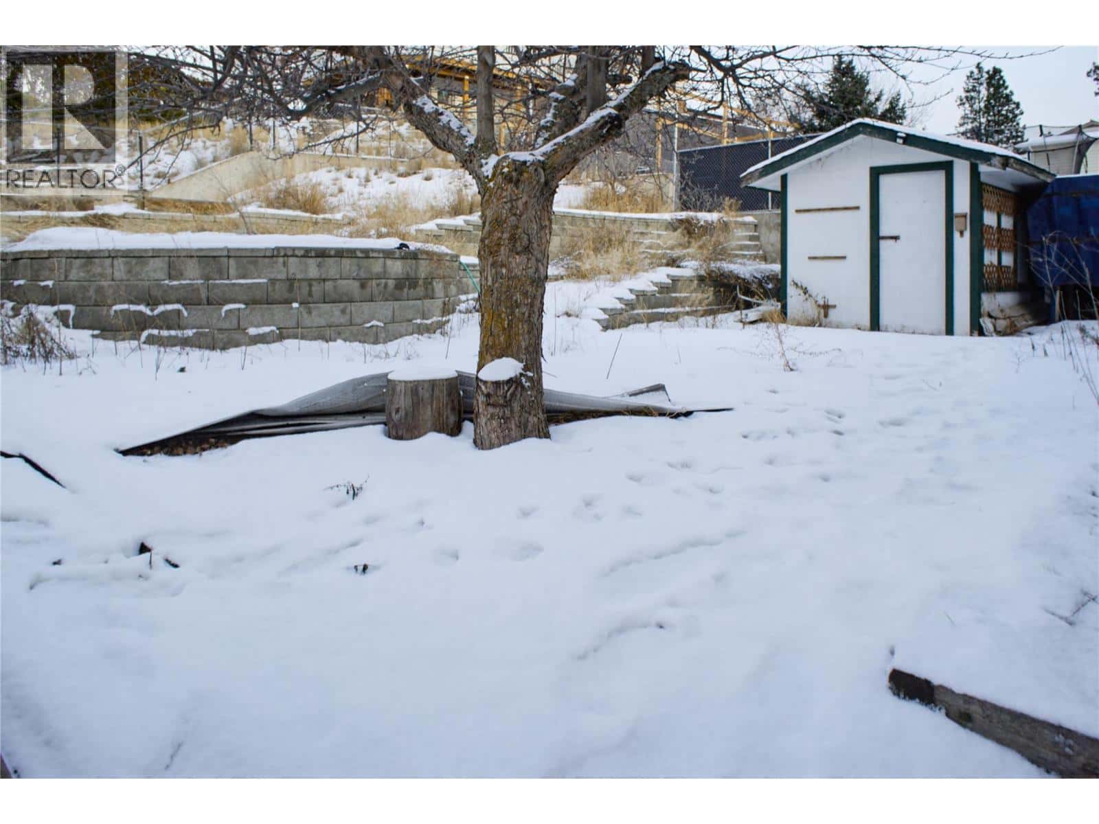 748 GLENEAGLES Drive — Kamloops, British Columbia - Photo 5 of 24