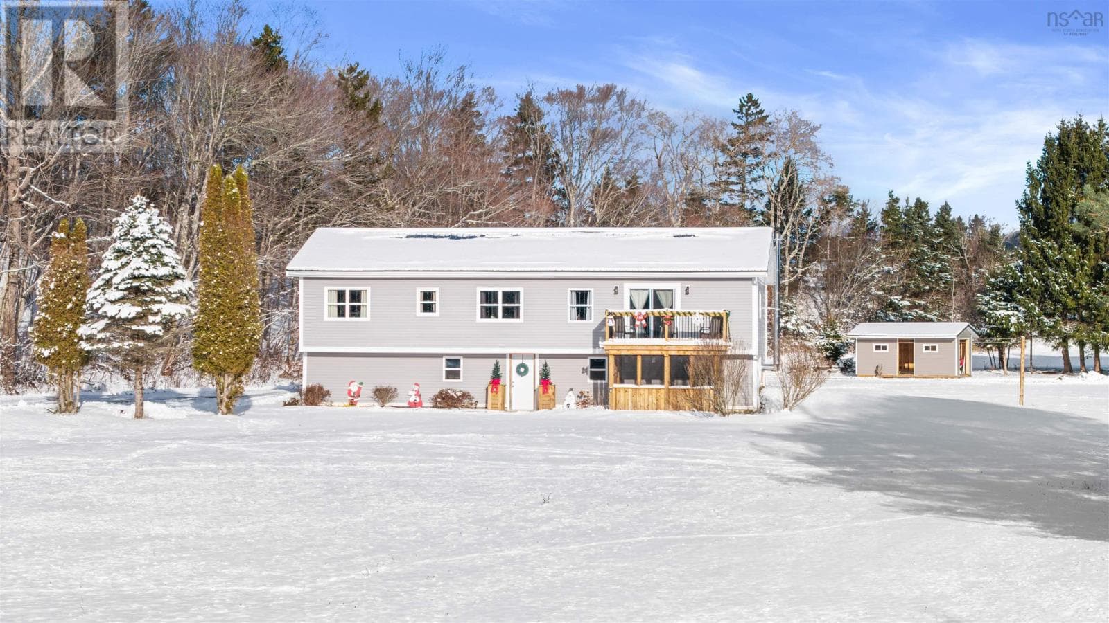 1197 HIGHWAY 2 — Five Islands, Nova Scotia - Main photo