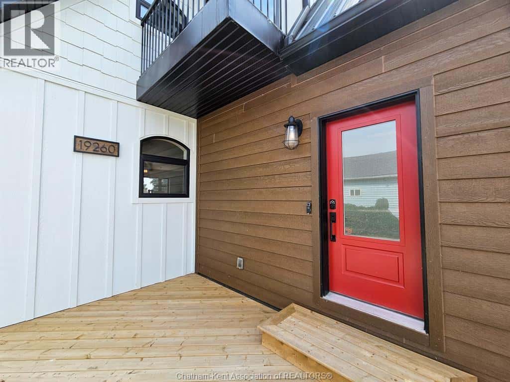 19260 Lakeside DRIVE — Lighthouse Cove, Ontario - Photo 5 of 23