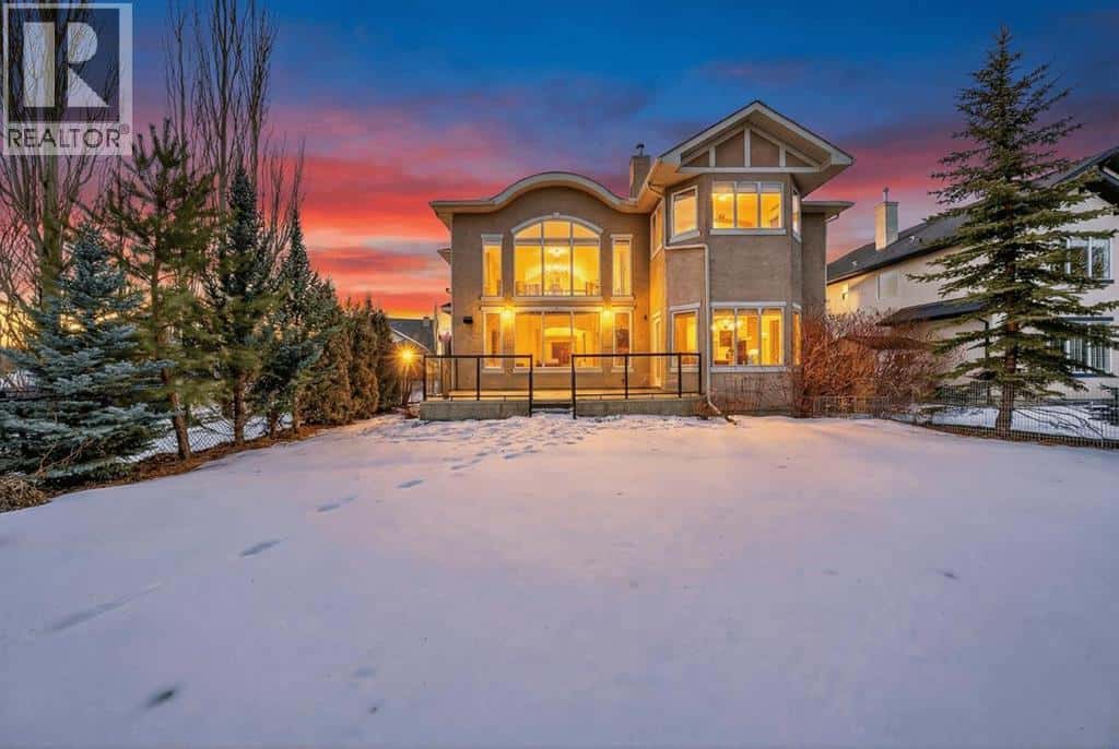 10 Discovery Ridge Way SW — Calgary, Alberta - Photo 2 of 45