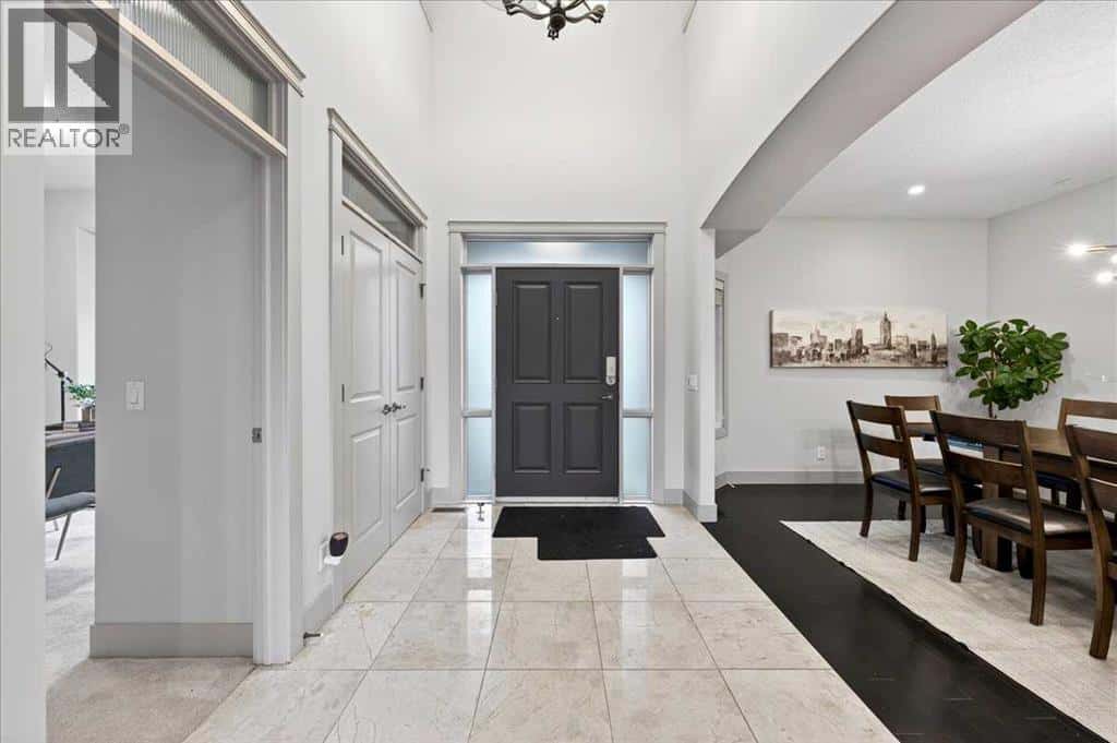 10 Discovery Ridge Way SW — Calgary, Alberta - Photo 3 of 45