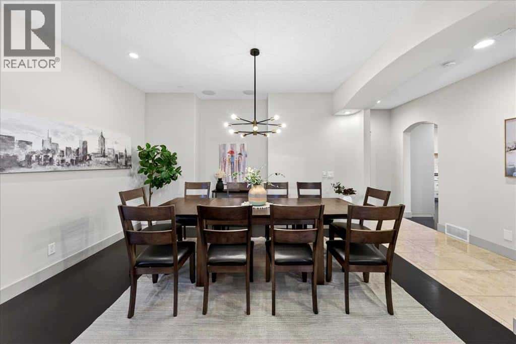 10 Discovery Ridge Way SW — Calgary, Alberta - Photo 4 of 45