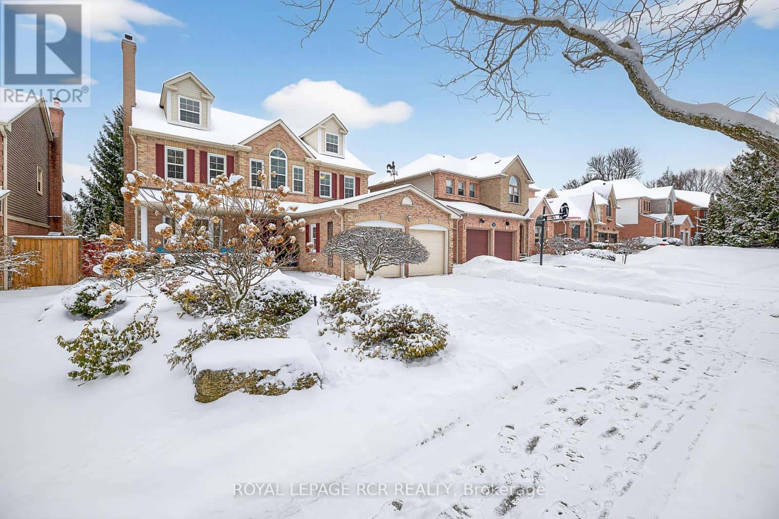 27 KENNETT DRIVE — Whitby (Lynde Creek), Ontario - Photo 2 of 46