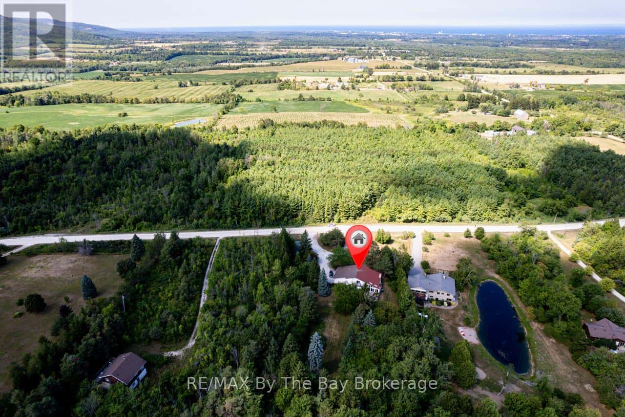 8223 30/31 SIDE ROAD — Clearview, Ontario - Photo 5 of 46