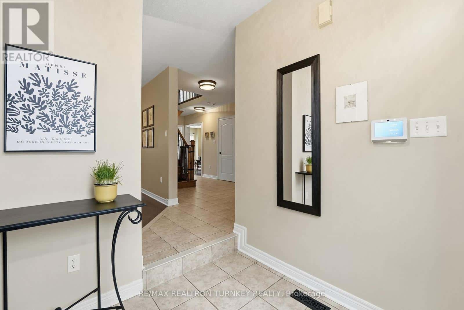 228 SAWMILL VALLEY DRIVE — Newmarket (Summerhill Estates), Ontario - Photo 4 of 40