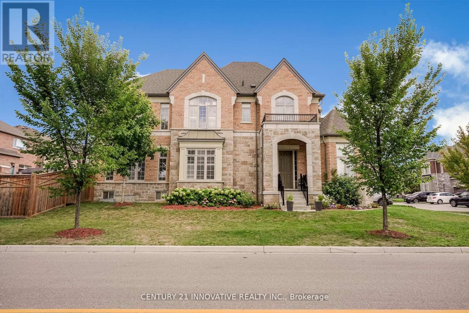 94 BRABIN CIRCLE — Whitby, Ontario - Main photo