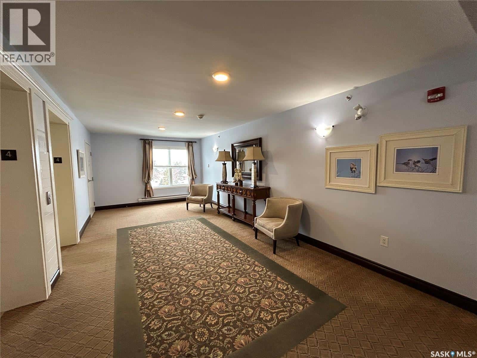 402 910 Main Street — Humboldt, Saskatchewan - Photo 3 of 36