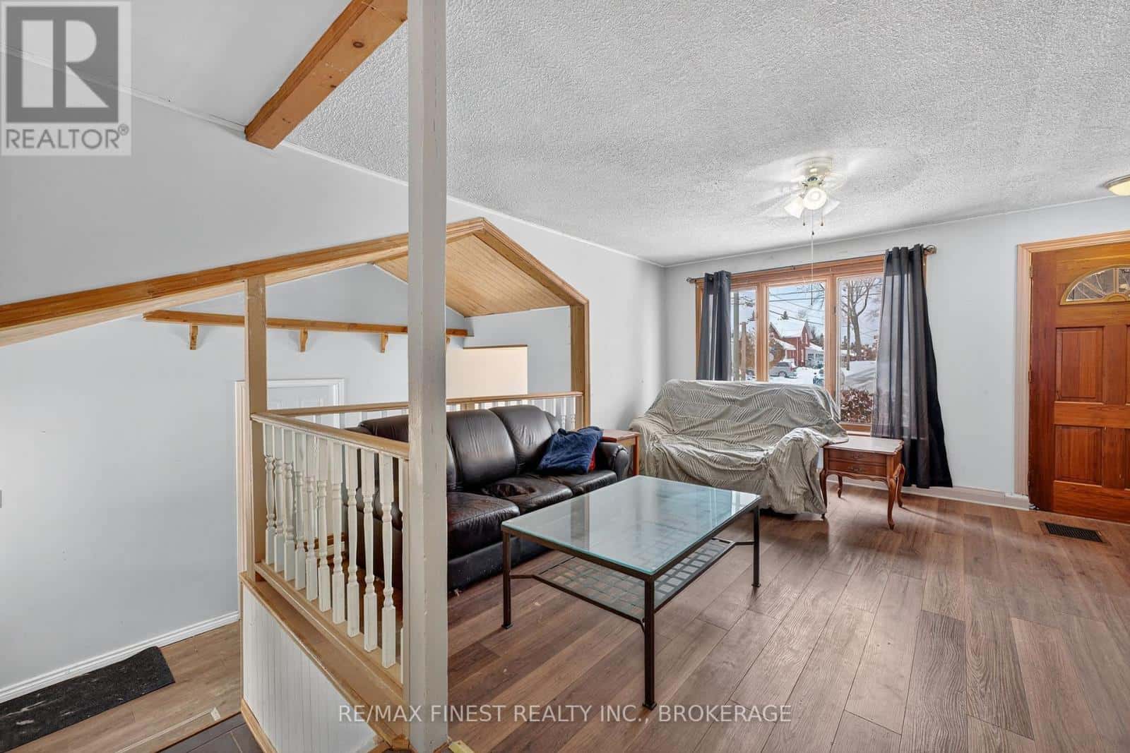 161 THOMAS STREET — Greater Napanee (Greater Napanee), Ontario - Photo 4 of 34