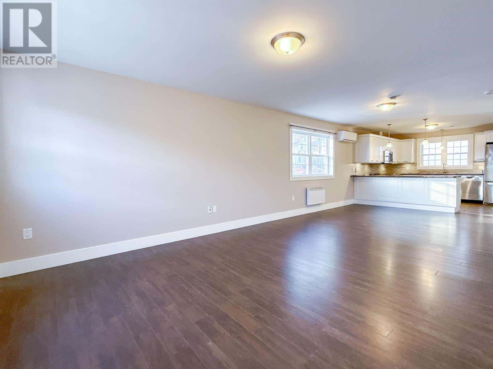 1 Summer Street — Charlottetown, Prince Edward Island - Photo 3 of 22