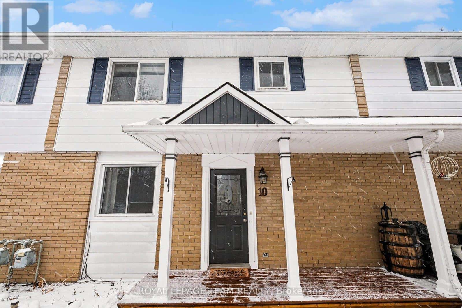 10 - 105 PARKINSON STREET — North Grenville, Ontario - Photo 2 of 39