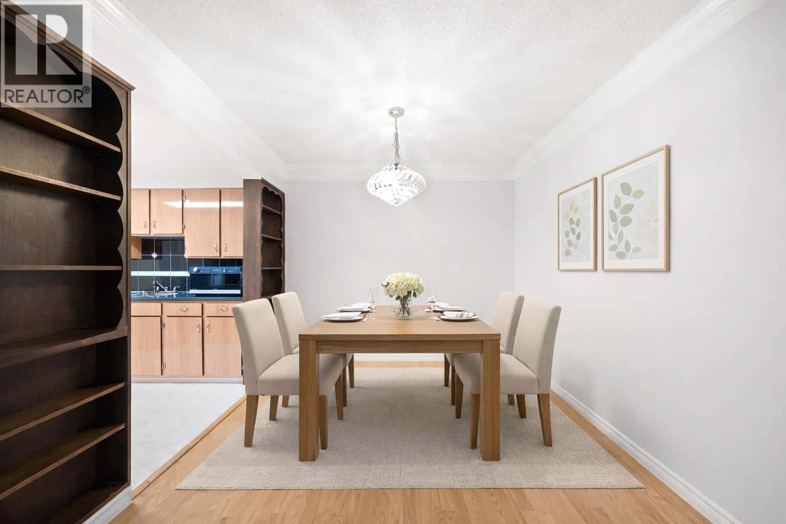 8851 HORNE STREET — Burnaby, British Columbia - Photo 3 of 39