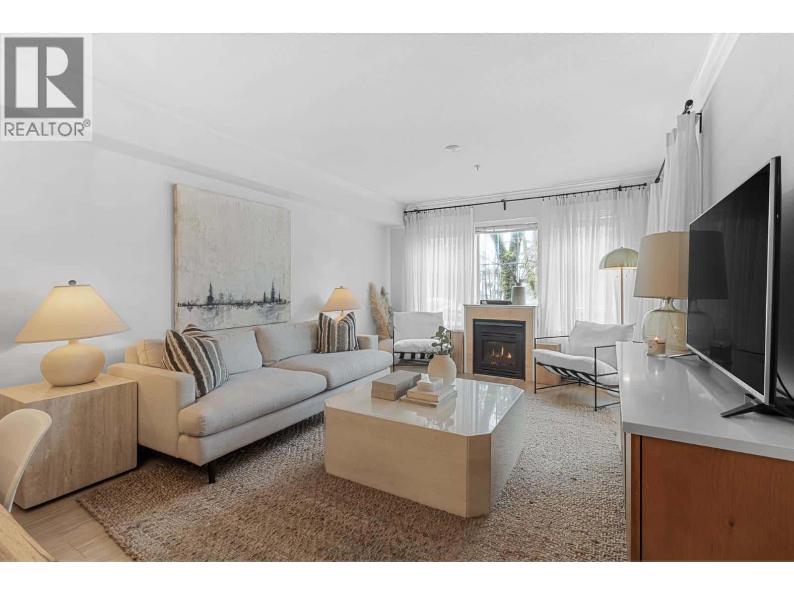 105 1199 WESTWOOD STREET — Coquitlam, British Columbia - Photo 4 of 32