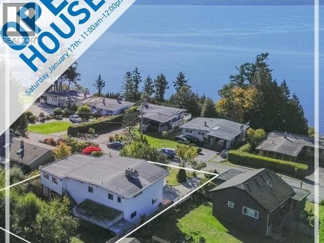 7173 WESTMINSTER STREET — Powell River, British Columbia - Main photo