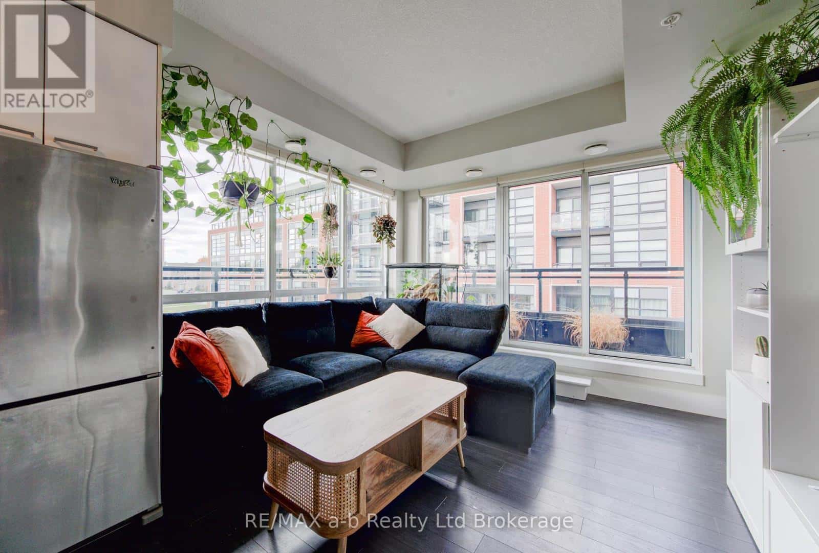 415 - 155 ST LEGER STREET — Kitchener, Ontario - Photo 5 of 49