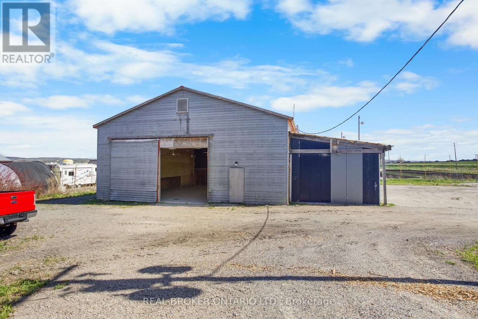 - BARN - 1153 CANAL ROAD — Bradford West Gwillimbury (Bradford), Ontario - Main photo