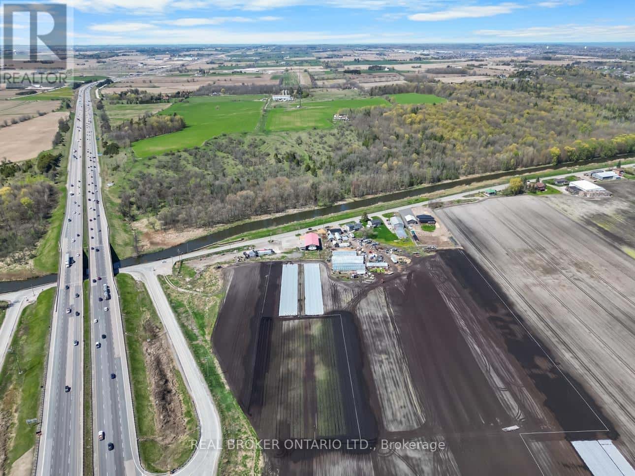 - BARN - 1153 CANAL ROAD — Bradford West Gwillimbury (Bradford), Ontario - Photo 4 of 39