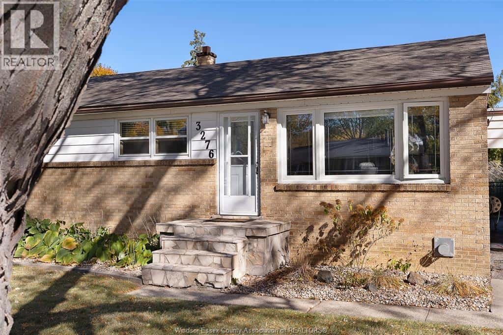 3276 VIRGINIA PARK — Windsor, Ontario - Photo 2 of 18