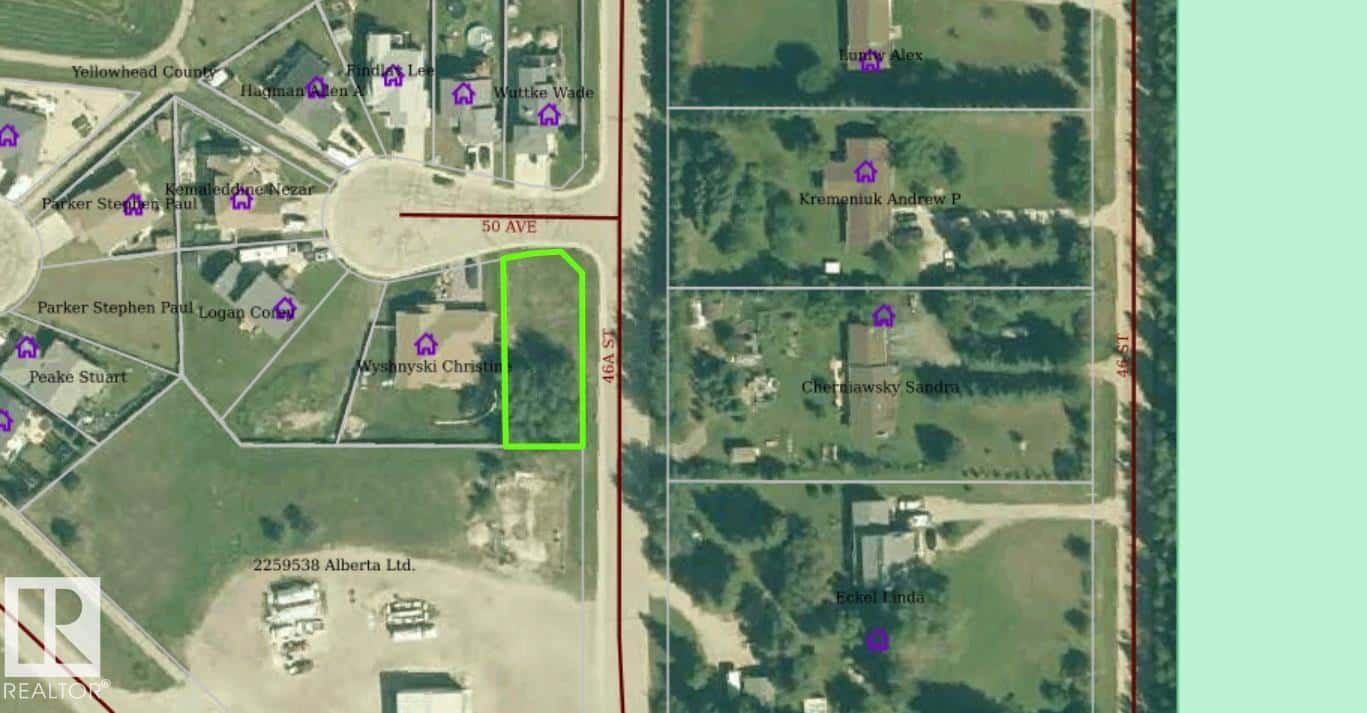 4603 50A AV — Evansburg, Alberta - Photo 2 of 12