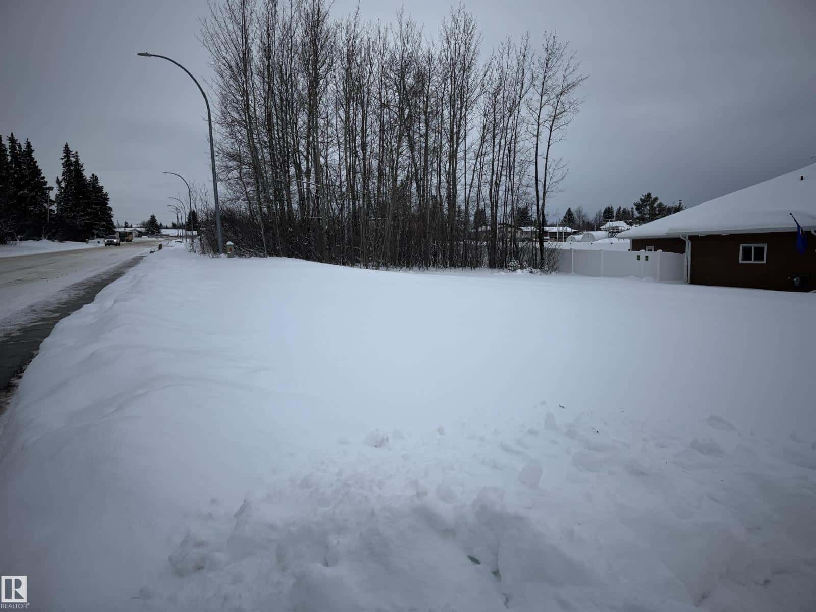 4603 50A AV — Evansburg, Alberta - Photo 4 of 12