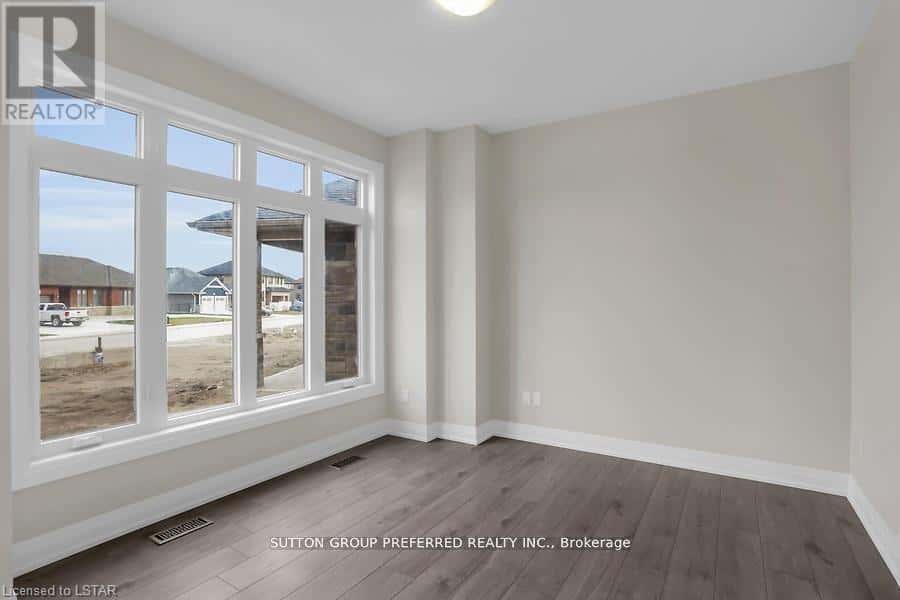 252 LEITCH STREET — Dutton/Dunwich (Dutton), Ontario - Photo 3 of 40