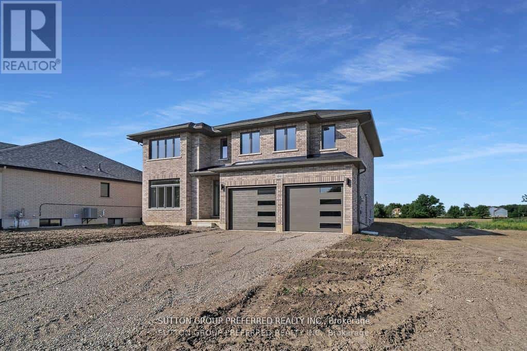 186 LEITCH STREET — Dutton/Dunwich (Dutton), Ontario - Photo 2 of 40